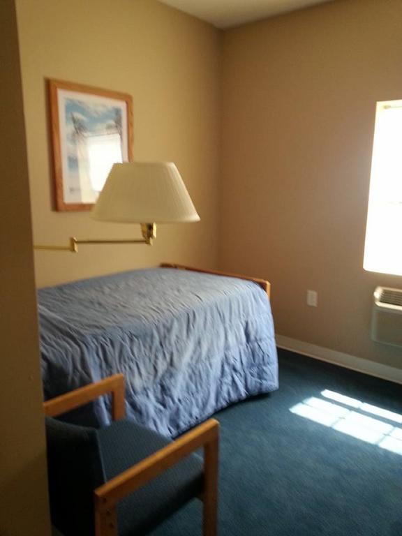 Lewiston Hall Hostel Foley Room photo